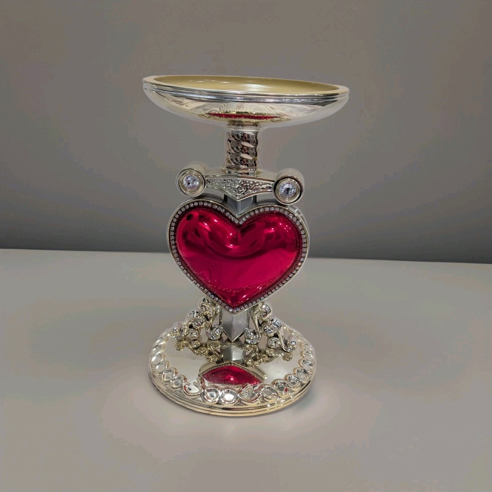 Bath & Body Works DISNEY VILLAINS EVIL QUEEN OF HEARTS Candle Holder Pedestal